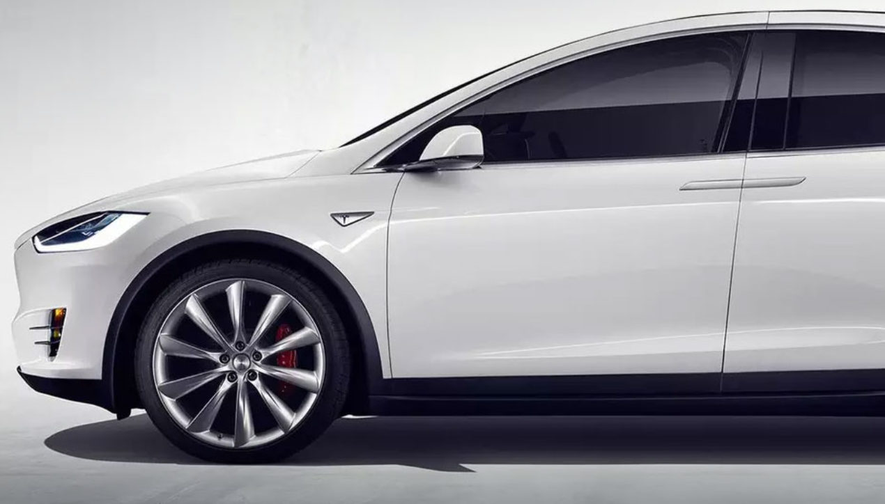 2017 Tesla Model X หั่นราคา เพิ่มรุ่น entry-level