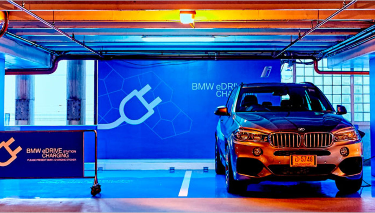 BMW ร่วมกับโรงแรมแมนดารินติดตั้งสถานีชาร์จ