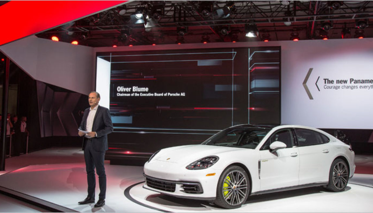 Porsche Panamera Executive และ 911 RSR เปิดตัวที่ 2016 LA