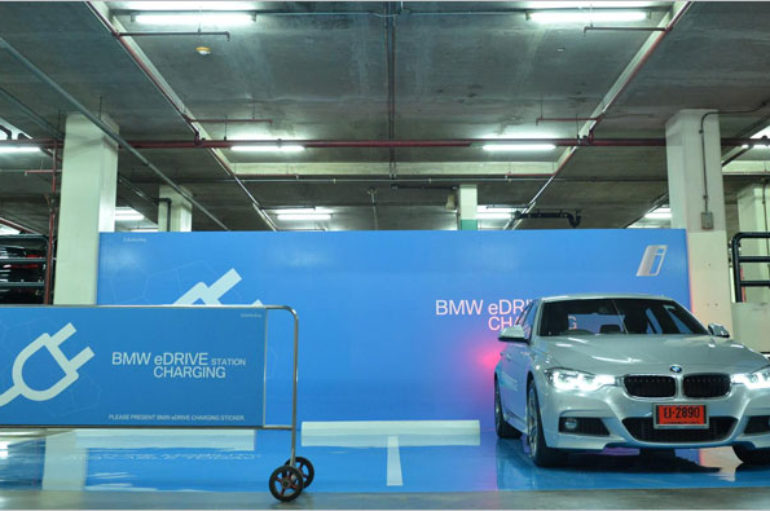 BMW และ Peninsula เดินหน้าขยายสถานีชาร์จ BMW i Wallbox