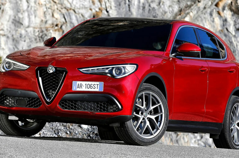 2018 Alfa Romeo Stelvio รถ SUV รุ่นแรกในประวัติศาสตร์ของแบรนด์อัลฟ่า โรมิโอ