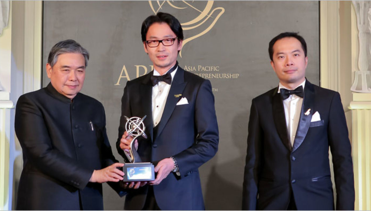 มร. โทชิอากิ มาเอคาวะ คว้ารางวัลผู้นำธุรกิจดีเด่นแห่งเอเชียแปซิฟิก 2017