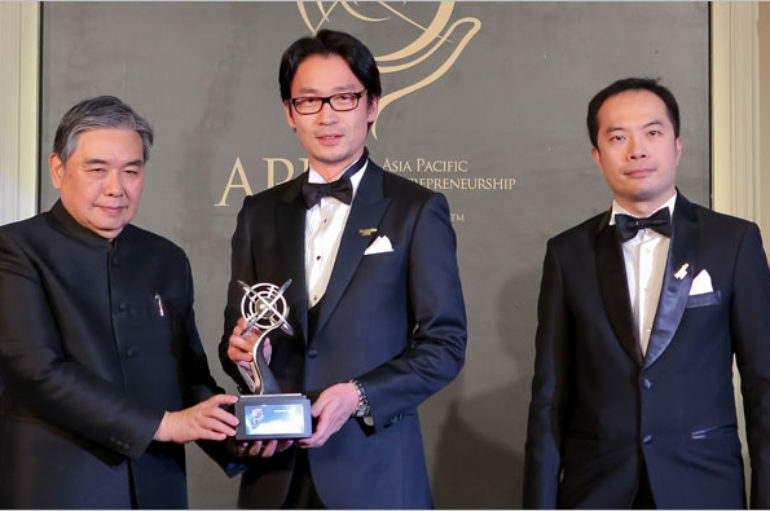 มร. โทชิอากิ มาเอคาวะ คว้ารางวัลผู้นำธุรกิจดีเด่นแห่งเอเชียแปซิฟิก 2017