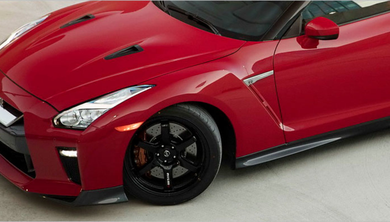 2017 Nissan GT-R Track Edition เปิดราคาที่ 127,990 เหรียญ