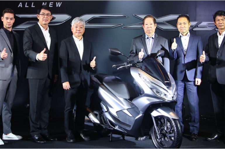 Honda เปิดตัว PCX150 รุ่นใหม่ล่าสุดส่งท้ายปี 2560