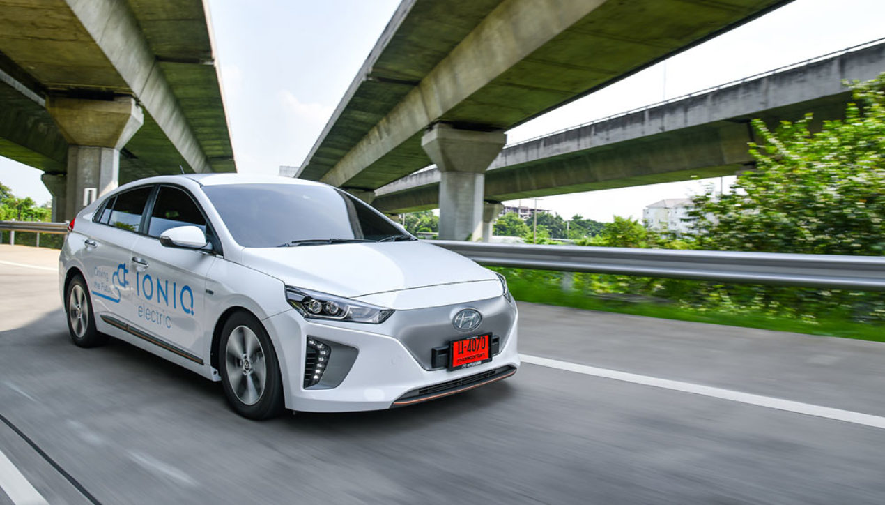 Hyundai IONIQ Electric รถยนต์พลังงานไฟฟ้า ราคาจับต้องได้