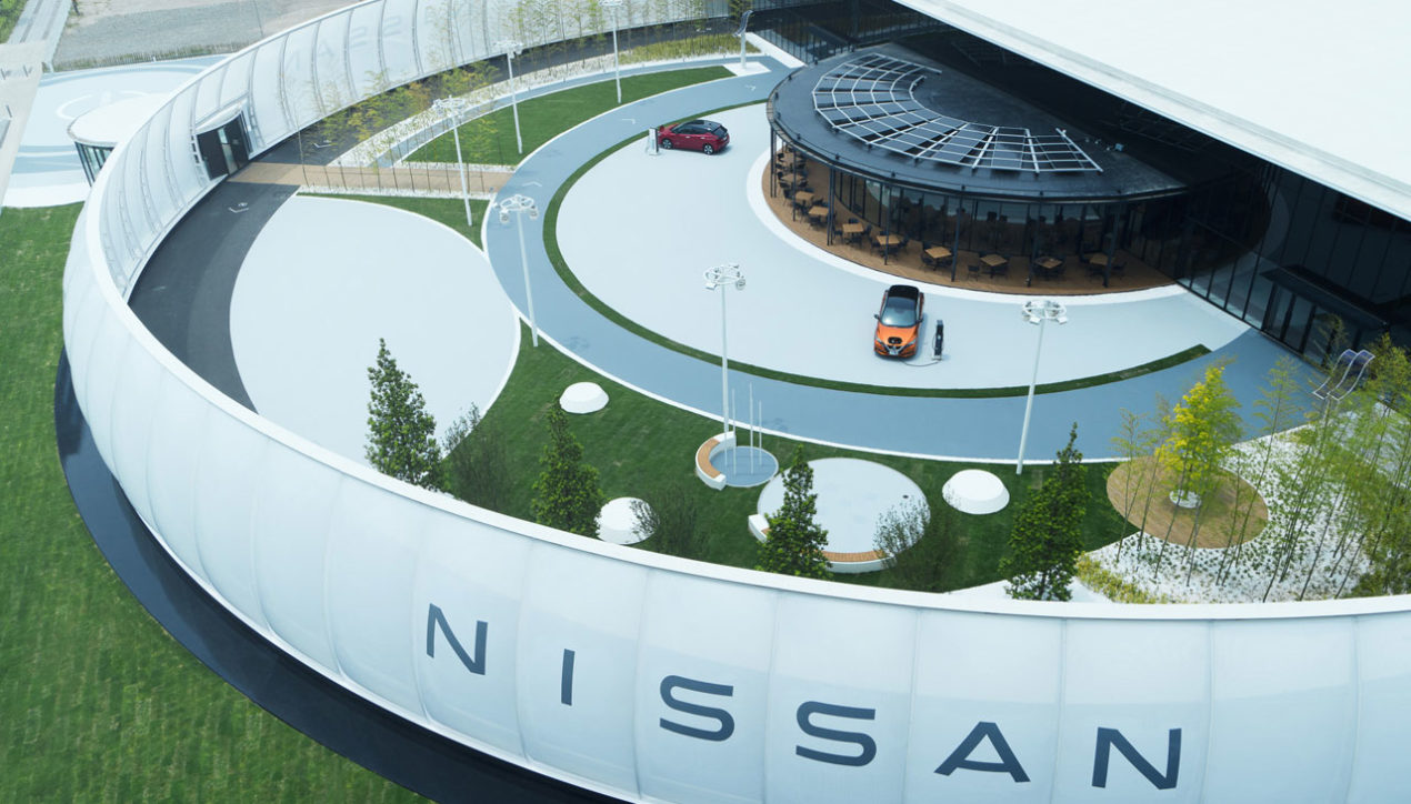 Nissan นำเสนอการจ่ายค่าที่จอดรถด้วยพลังงานไฟฟ้า