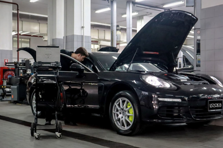 Porsche จัดแคมเปญ Panamera Service Clinic 2021