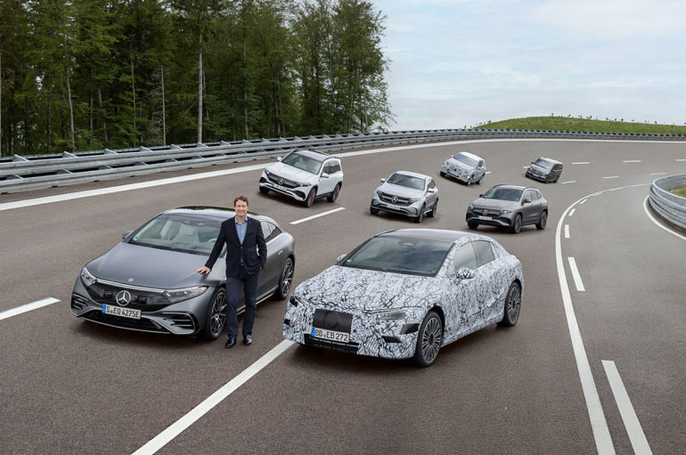 Mercedes ประกาศเตรียมเปลี่ยนเป็นผู้ผลิตรถไฟฟ้าเต็มตัวในปี 2025