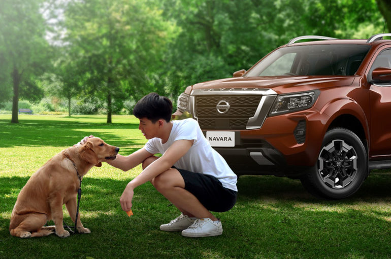 Nissan Navara ชวนเพื่อน 4 ขาทำกิจกรรมฉลองวันสุนัขโลก