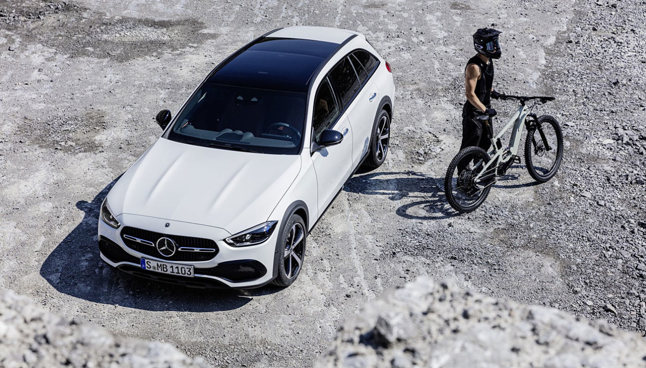2022 Mercedes-Benz C-Class All-Terrain ยกสูง ลุยได้เพิ่ม