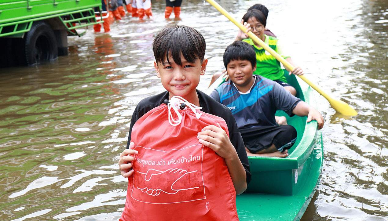 กองทุนฮอนด้าเคียงข้างไทย ช่วยเหลือให้ผู้ประสบอุทกภัย 6 จังหวัด