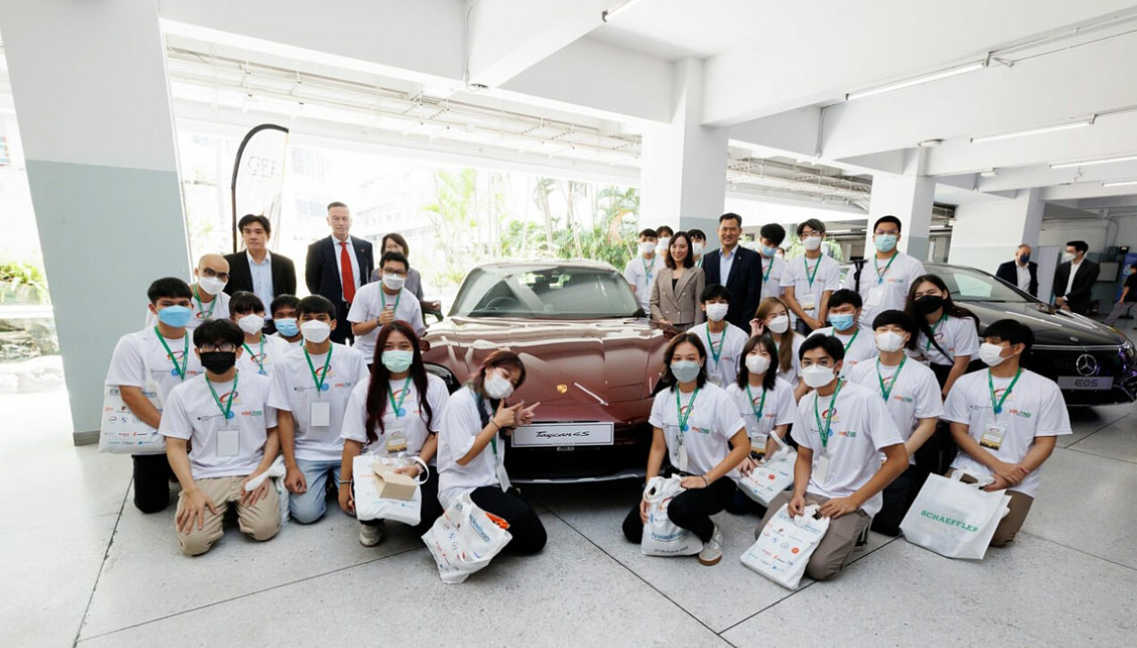 Porsche ประเทศไทย สนับสนุนโครงการ EV Hackathon