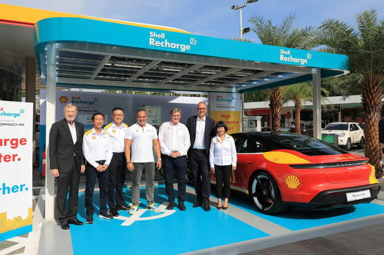Porsche และ Shell เปิดสถานีชาร์จ 180 กิโลวัทท์แห่งแรกในประเทศไทย