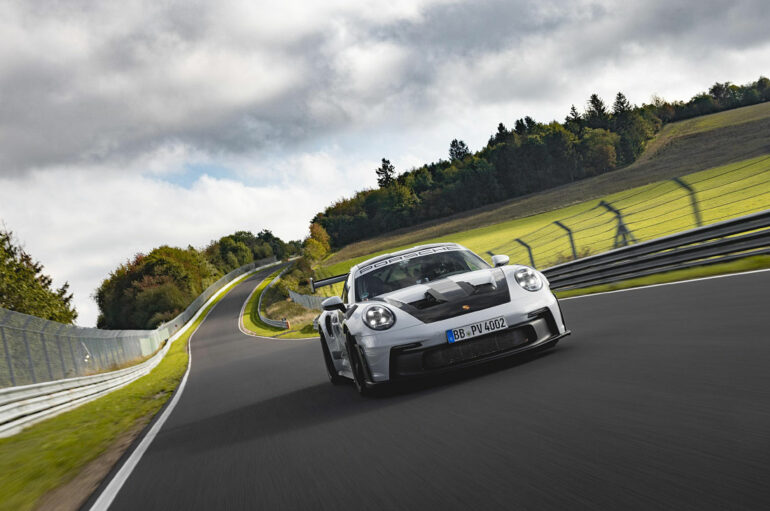 911 GT3 RS วิ่งทำสถิติใหม่ที่ Nürburgring 6:49.328 นาที
