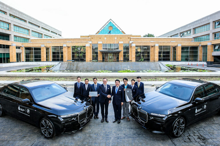 BMW ส่งมอบ i7 ให้กระทรวงการต่างประเทศ สำหรับ APEC 2022
