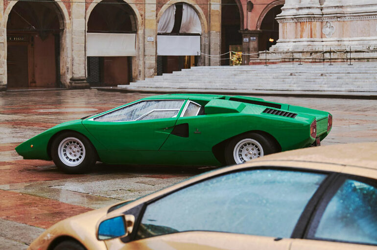 ย้อนอดีตเครื่องยนต์ V12 จิตวิญญาณของ Lamborghini