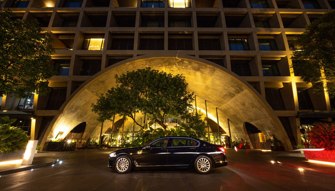 BMW และโรงแรมสินธรฯ มอบความสบายเหนือระดับด้วย BMW 7 Series