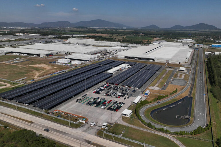 โรงงาน FTM ฉลองหลังคาโรงจอดรถโซลาร์เซลล์ขนาดใหญ่ที่สุดในไทย