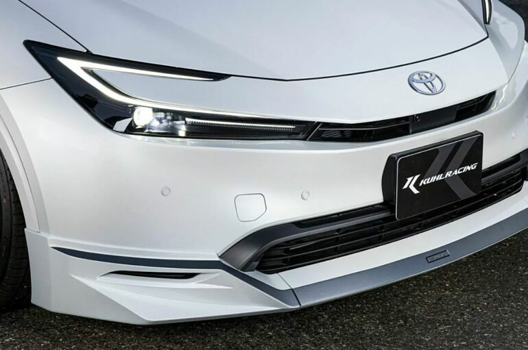 Toyota Prius ไวด์บอดี้ เตรียมโชว์ตัวที่ Tokyo Auto Salon 2024