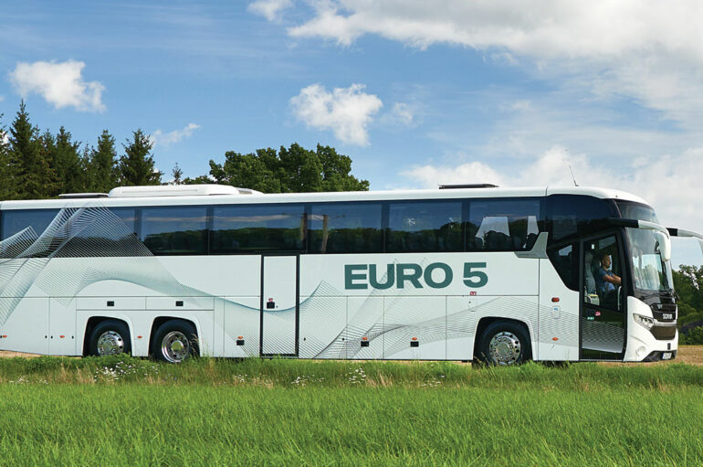 Scania ส่ง New Bus Generation EU 5 รับท่องเที่ยว
